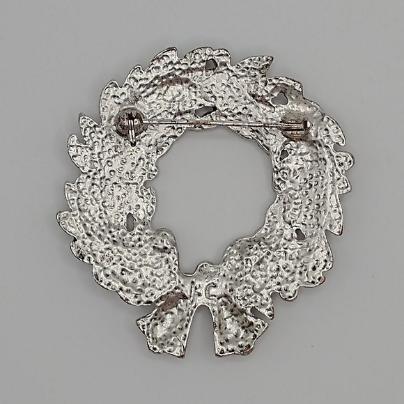 Vintage Kenneth Cole Christmas Wreath Brooch - Picture 4 of 5
